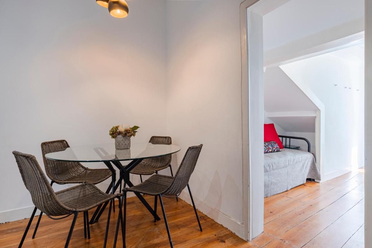 Alfama 2Bdr Duplex Apartment W/ Balcony By Lovelystay Лісабон Екстер'єр фото