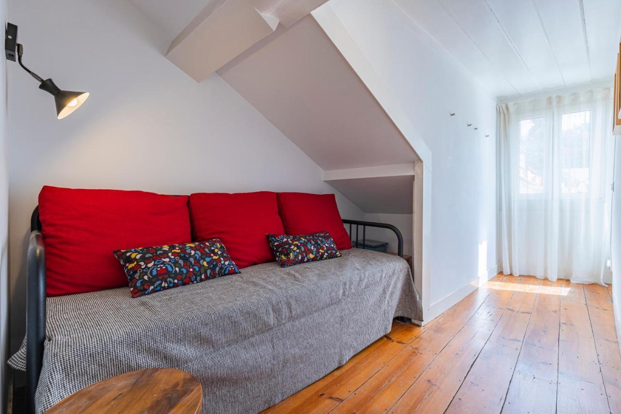 Alfama 2Bdr Duplex Apartment W/ Balcony By Lovelystay Лісабон Екстер'єр фото