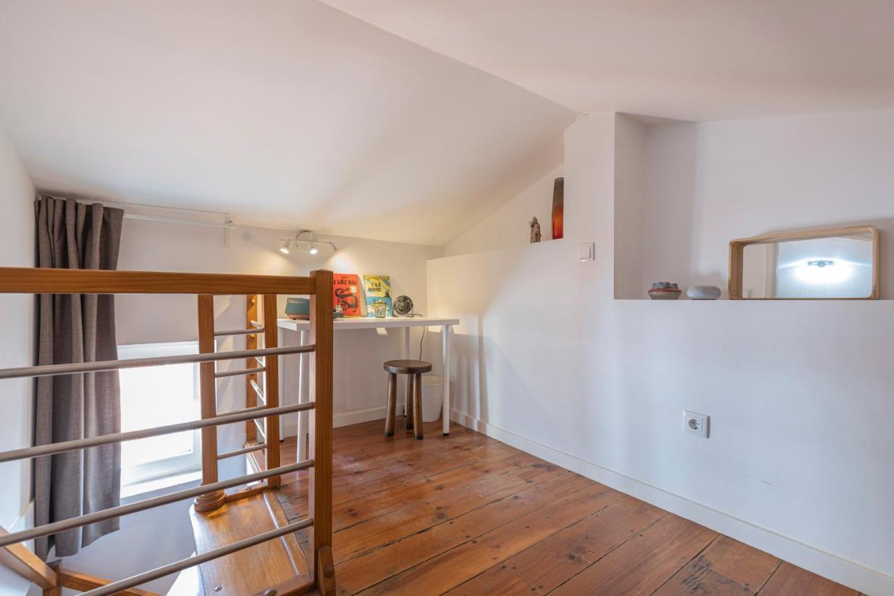 Alfama 2Bdr Duplex Apartment W/ Balcony By Lovelystay Лісабон Екстер'єр фото